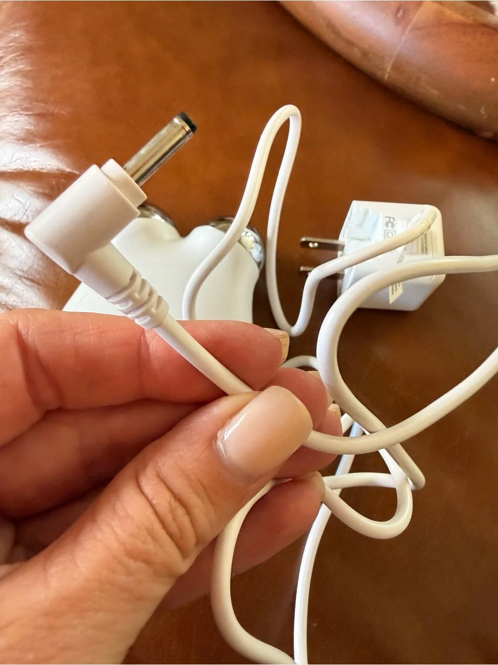 NuFACE travel Toning Device with Charger. NWOB.